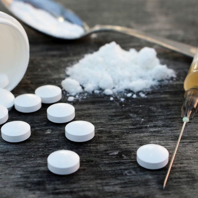 cover art for 119: Heroin and the Environment