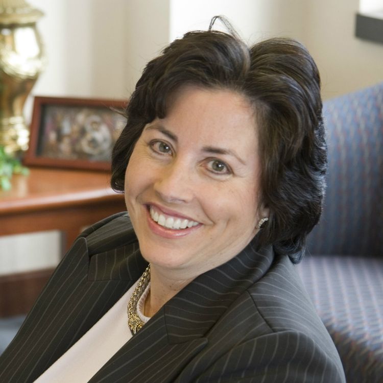 cover art for Provost Lisa Kloppenberg: Innovating for the Future of Law