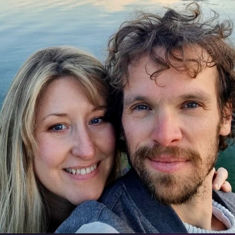 cover art for Valérie, raélienne, est-elle une esclave sexuelle ?