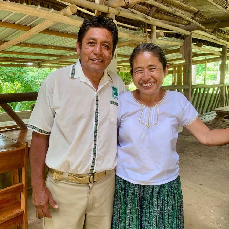 cover art for #30: How to Make Multigen Travel Plans, Touring in Belize, Defining the New Luxury