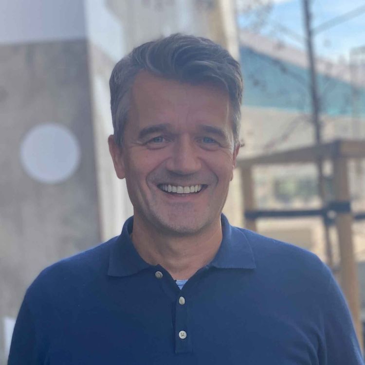 cover art for Vipps: Internasjonalisering, eiere, QR-koder, vekst og mye mer