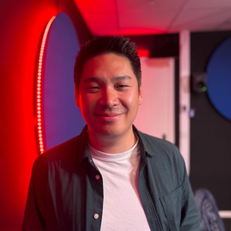 cover art for Fra krise og masseoppsigelser til vendepunktet og 5,76 milliarder i omsetning - Slik snudde Thuc Hoang Firi fra nær døden til rekordresultat.
