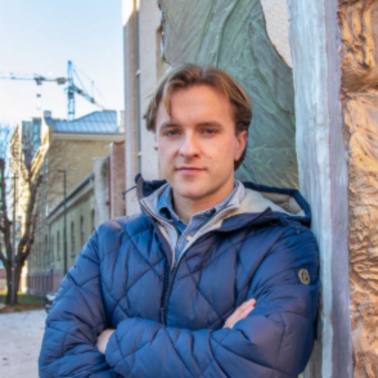 cover art for Han solgte Celsia for over 100 millioner. Dette lærte han og nå er Petter Reistad i gang med en ny AI-satsing