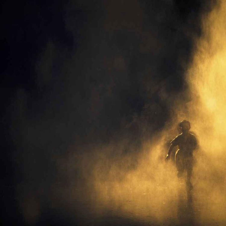 cover art for Clair Obscur - TIFF 2016 - Yesmin Ustaoglu