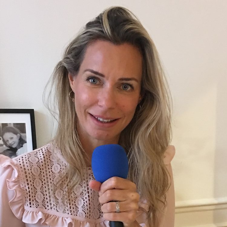 cover art for #19 - CONCEPTRICE DE VOYAGES : Chloé GRANGER RIOLLE : l'écoute