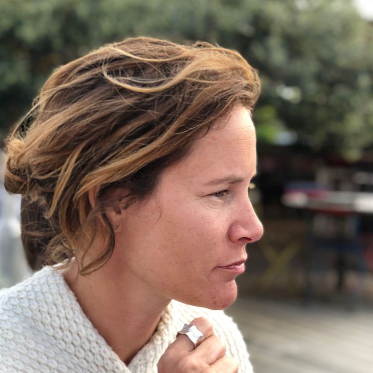 cover art for #42 - SCÉNARISTE - Agathe PASTORINO : Mettre de soi dans son œuvre