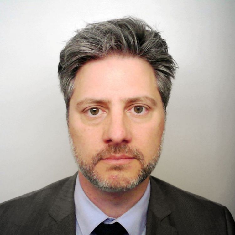 cover art for #46 - DIRECTEUR DE LA STRATÉGIE SOCIALE - Thomas AUDIGÉ : la volonté d'être utile