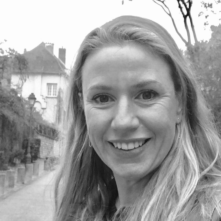 cover art for #66 - STYLISTE CULINAIRE - Véronique TANNEUR : la gourmandise en 2D