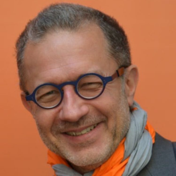 cover art for #89 - CHEF D'ENTREPRISE : Pascal DENIS-MASSÉ - au delà du contrat