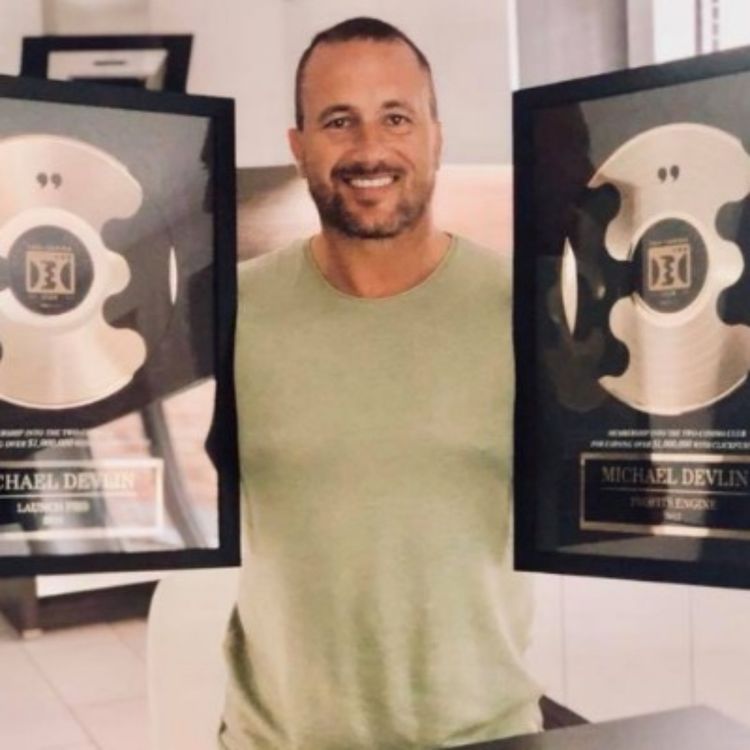 cover art for Discover How To Enjoy Life and Be Content - Michael Devlin