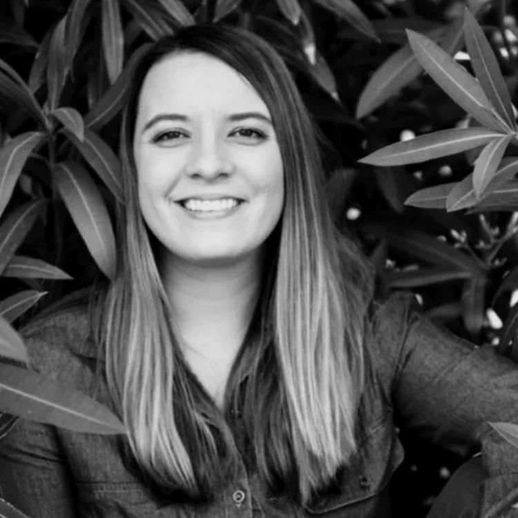 cover art for Build a Valuable Community By Being Useful - Amber Spears