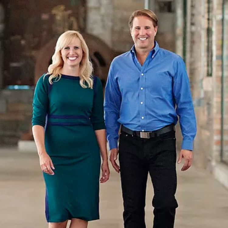 cover art for #42) Communicating with Confidence | Jennifer Rock and Michael Voss Discuss Tone, Body Language, and Crutch Words