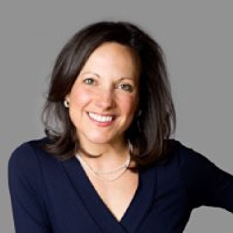 cover art for Laura Zarrow, with Andrea Bastiani Archibald & Julia Bache regarding The Girl Scouts