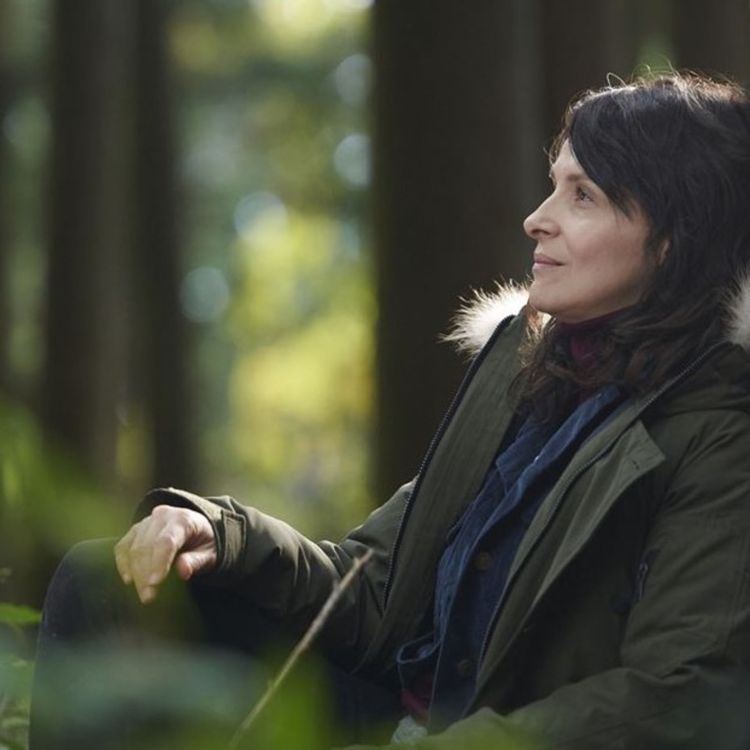 cover art for Juliette Binoche : Poésie, Mode et instant présent à Yoshino