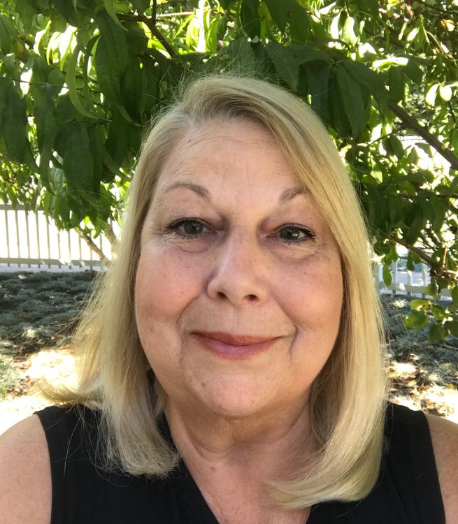 cover art for Episode 55 - No Labels, No Limits podcast - with Melinda J. Kelly, author and speaker