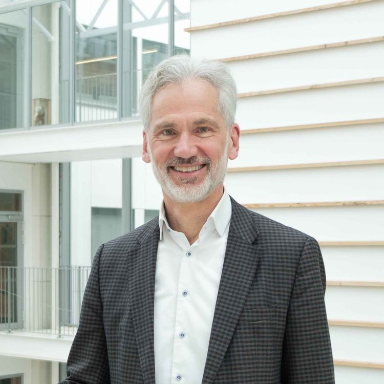 cover art for CEPI-nestleder Frederik Kristensen om vaksinekoalisjonen, covid-19 og fremtidens pandemier