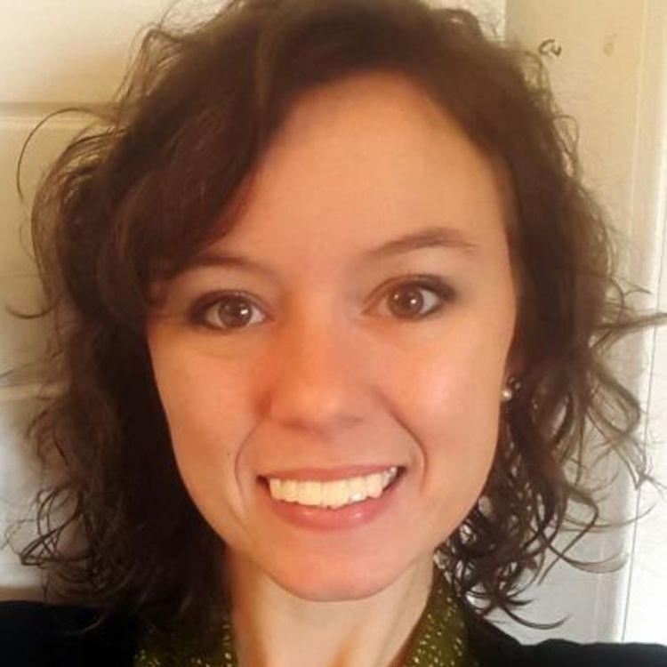 cover art for 7: Chronic Illness, Community Life, and Inspiration Porn with Amanda Moore