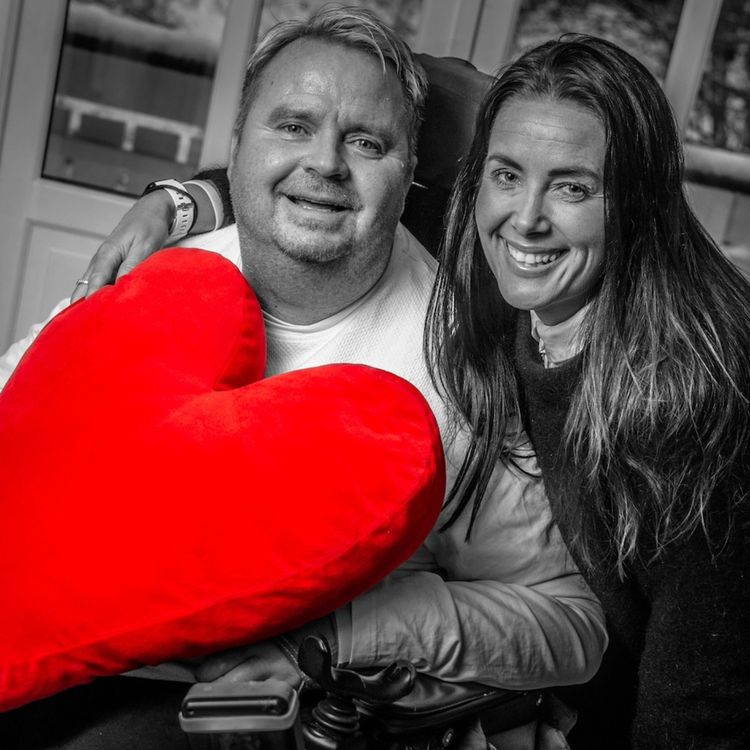 cover art for Mona Enerly: – Jeg trodde han likte venninna mi