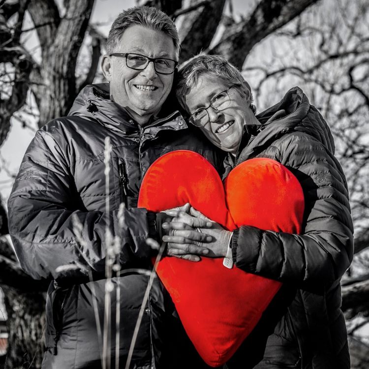 cover art for Satset alt for kjærligheten: – Jeg solgte alt jeg eide