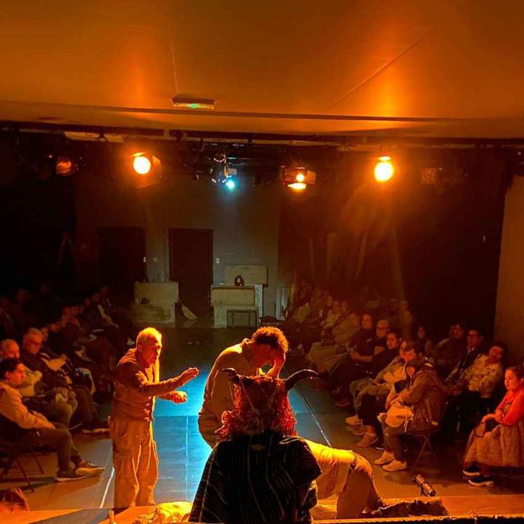 cover art for 20 AÑOS DEL BUNKER, Antonio Peredo en Radio Paris La Paz