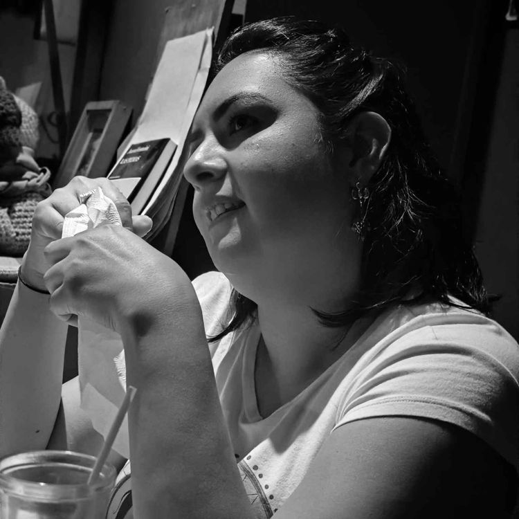 cover art for NOS FUIMOS DE CONCIERTO CON LETICIA ARCE 1, una charla en Radio París La Paz