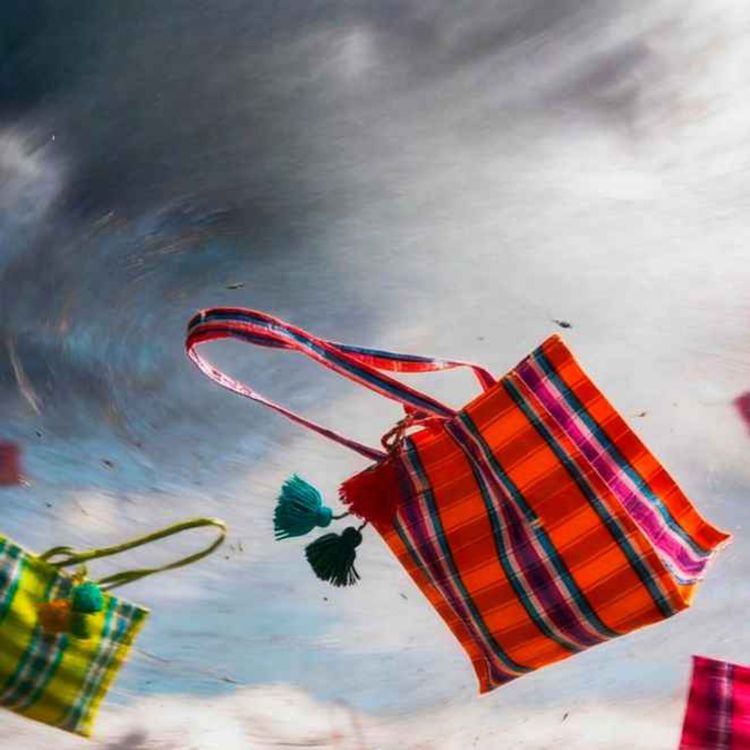 cover art for MIGRANTES MIGRACIONES, Cergio Prudencio en Radio París La Paz