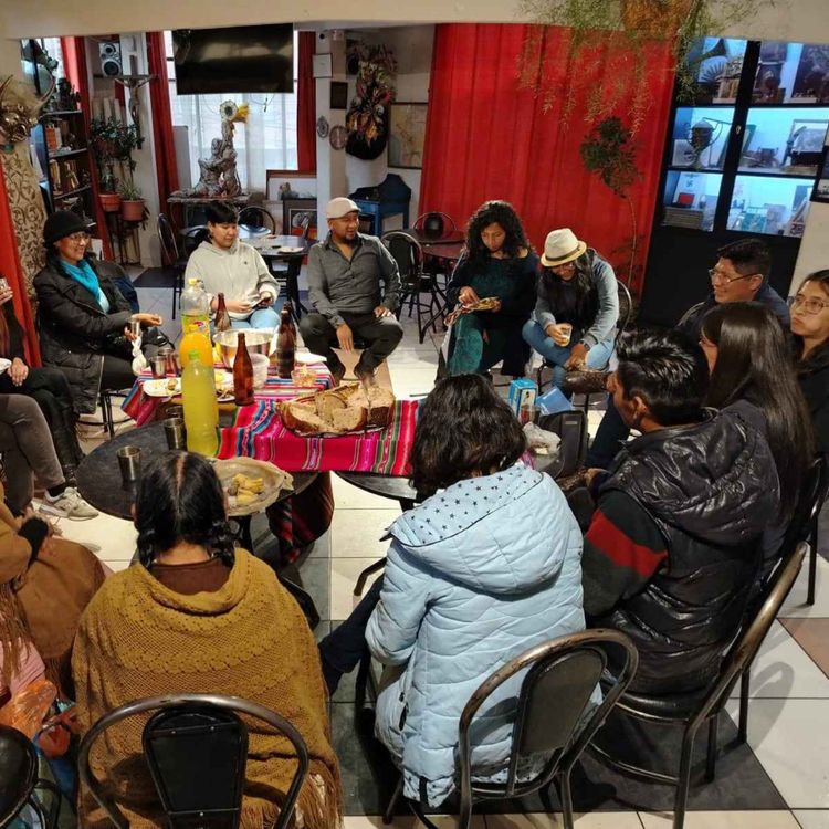 cover art for EL CLUB DE LECTURA DE EL ALTO, Rodrigo Suñagua y Abel Paucara en Radio París La Paz