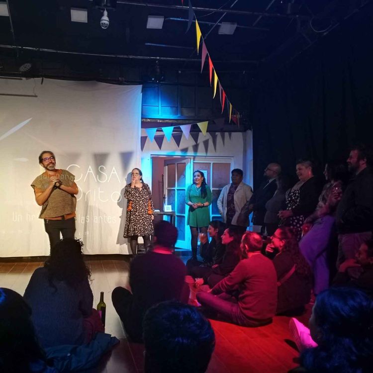 cover art for CASA GRITO Y TEATRO GRITO: DOBLE CELEBRACIÓN, Bernardo Arancibia en Radio París La Paz