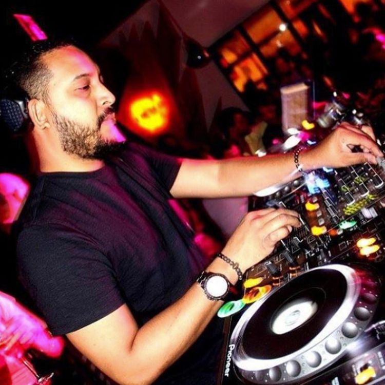 cover art for Dj tyto - classics edm hits remix