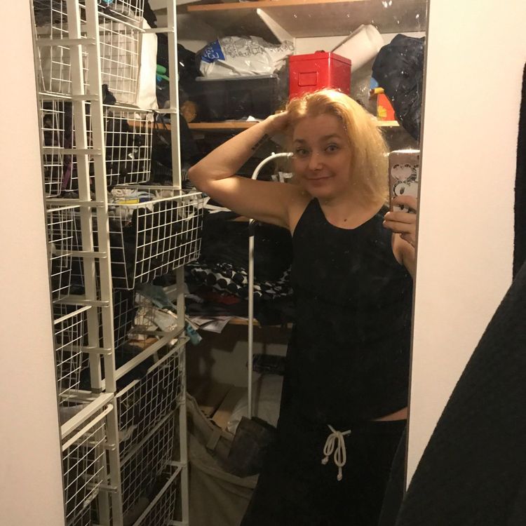 cover art for Blogi: Kymmenen vinkkiä, joiden avulla selviät (järjissäsi) etätöistä ja lapsista