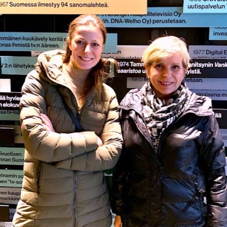 cover art for Uuden äärellä: vieraana näyttelijä ja laulaja Mia Hafren FORK-yhtyeestä