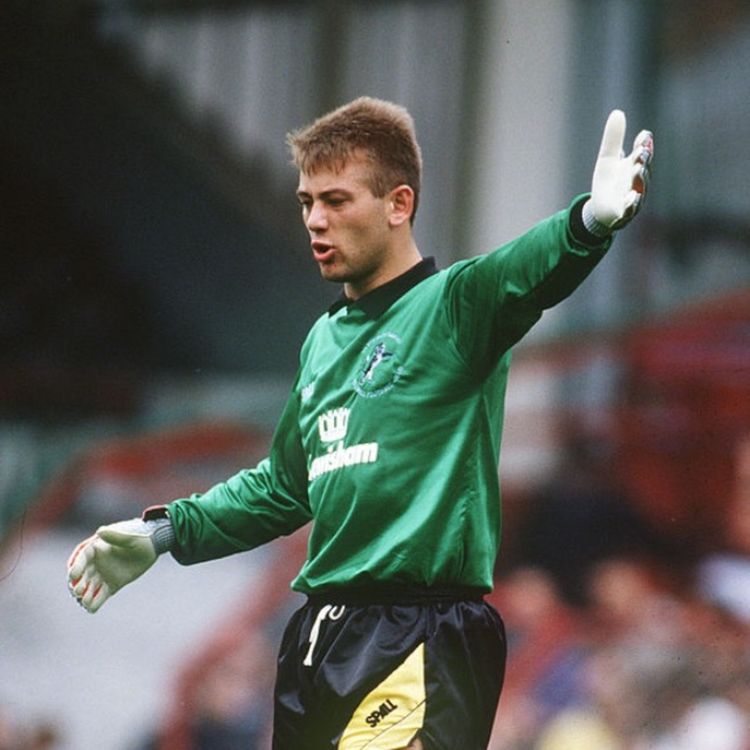 cover art for LIONS LOUNGE LOCKDOWN #19- BRIAN HORNE "WHY IS TERRY ASLEEP ON THE BEACH COVERED IN TAR?!"