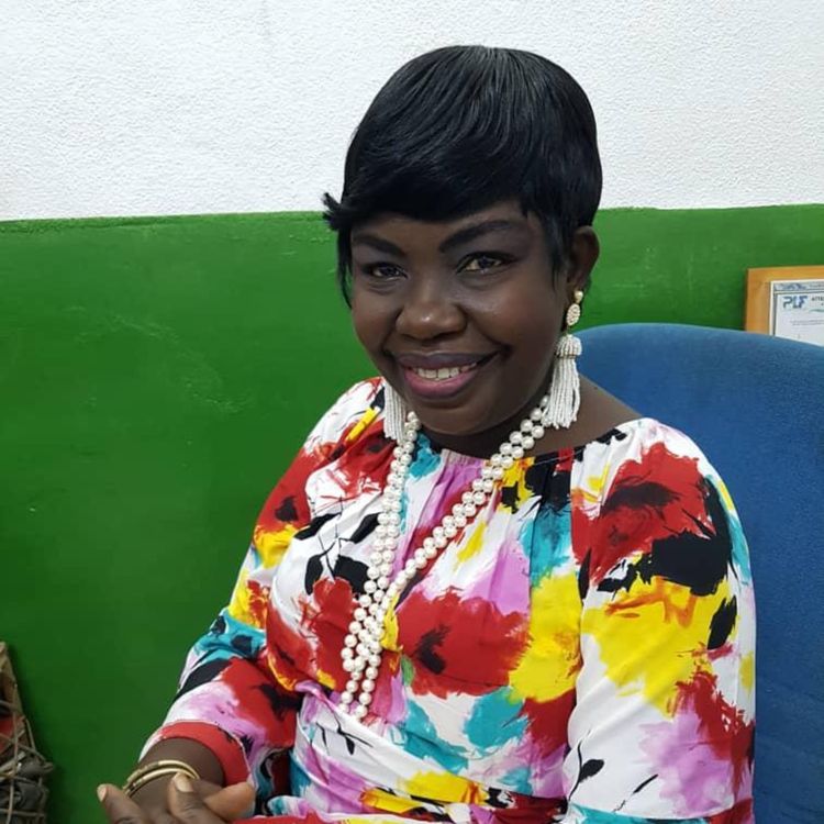 cover art for 3 Roles : Conjoint, Parent et Entrepreneur en Afrique avec Annick Akobe