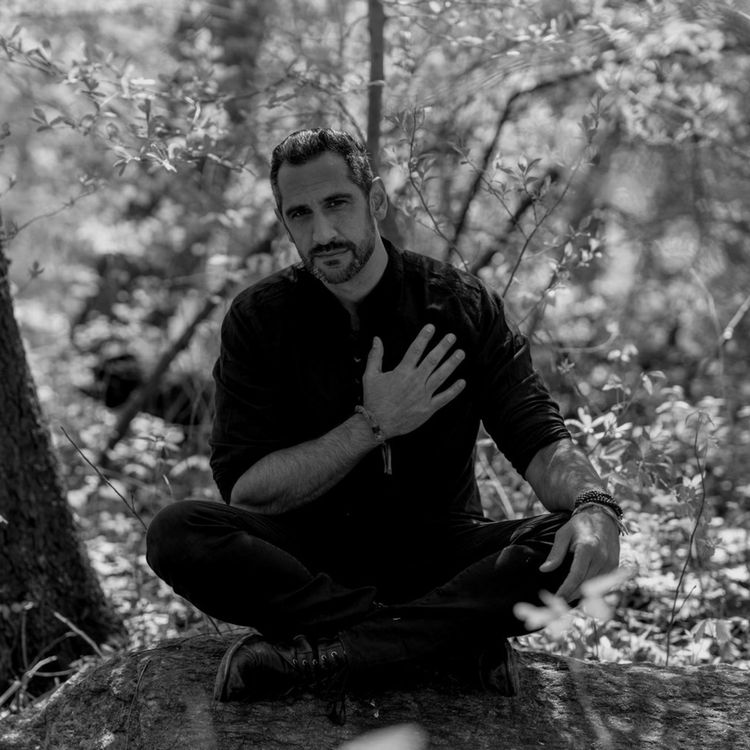 cover art for Episode 21: Davidson Hang Podcast w/Robert Joseph:Inside the mind of a Men's Coach