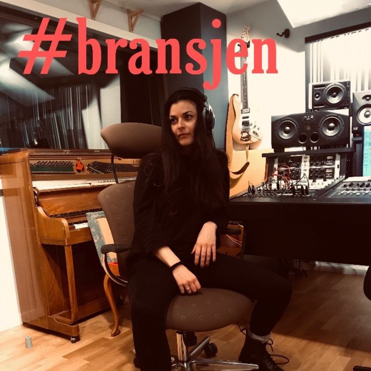 cover art for #bransjen- Episode 6- Karin Bakås- På hils med Lady Gaga, strøket skjortene til Whitney Houston & lommekjent i Oslo Spektrum