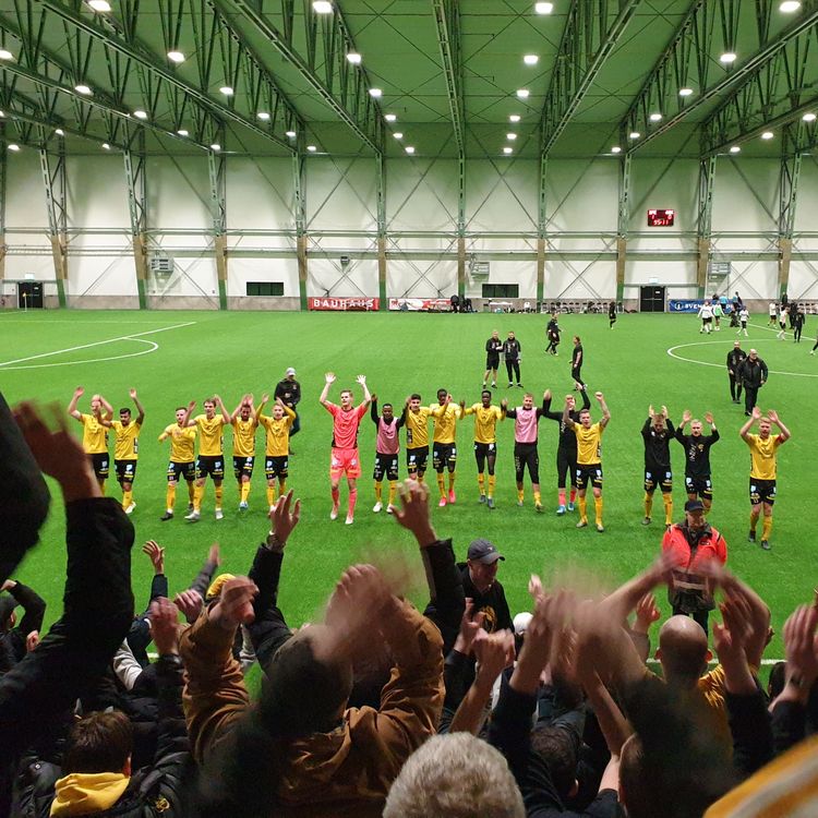 cover art for E100 - Rocky Ndione