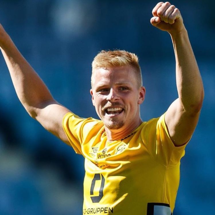 cover art for E102 - Nu Gråter Poseidon