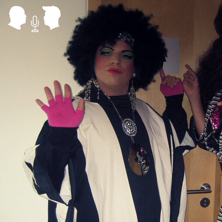 cover art for Rote Bar 71: Queen of Dreck