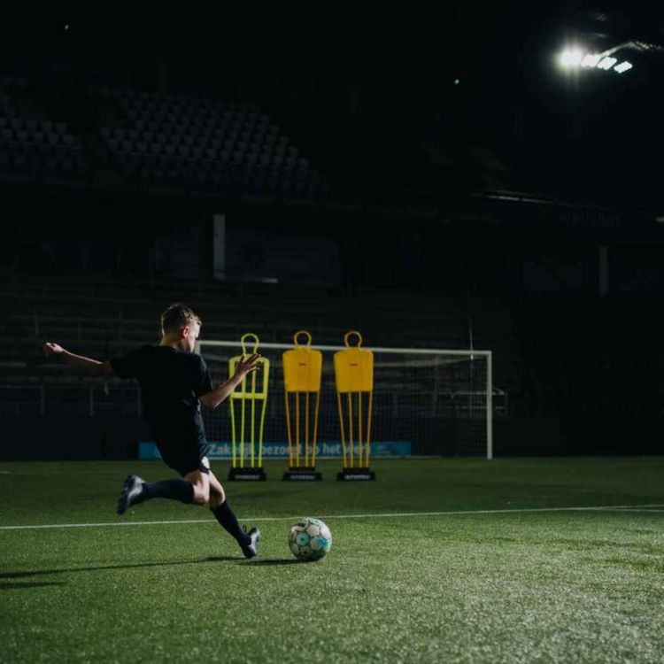 cover art for ⚽ Entscheide Dich jetzt für eine Karriere im Sportbusiness 🥇