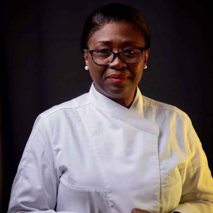 cover art for AU MICRO DE CYEK : LORRAINE ABENG - RÉVOLUTIONNER L'ALIMENTATION DES AINÉS EN RÉSIDENCE