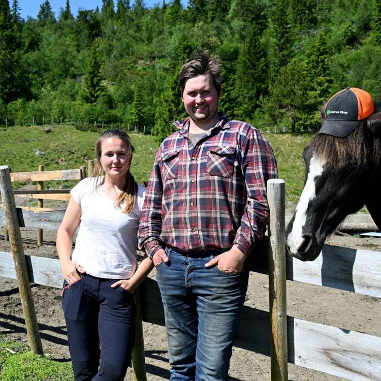 cover art for 68 På stølen med Årets Unge Bonde