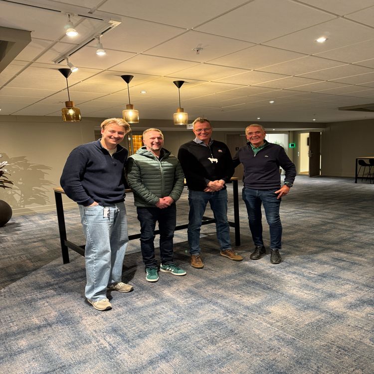 cover art for 73 Grovfôr og økonomi: Smarte grep for melkebønder