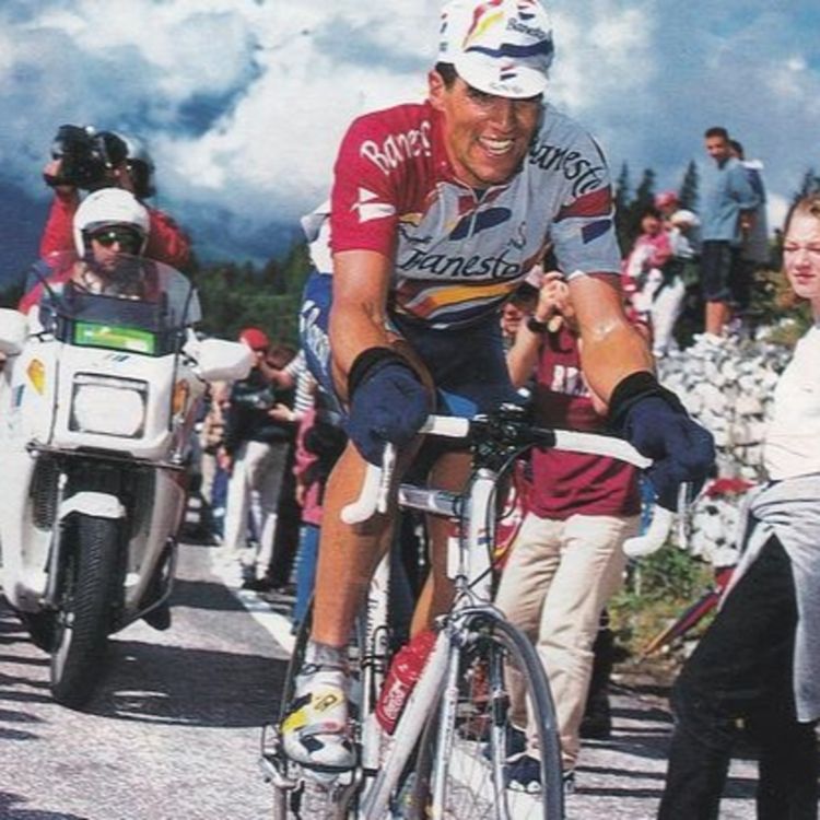 cover art for Está Ganao | 1x03 | Les Arcs (Tour 1996). Alavés - Liverpool (UEFA 2001).