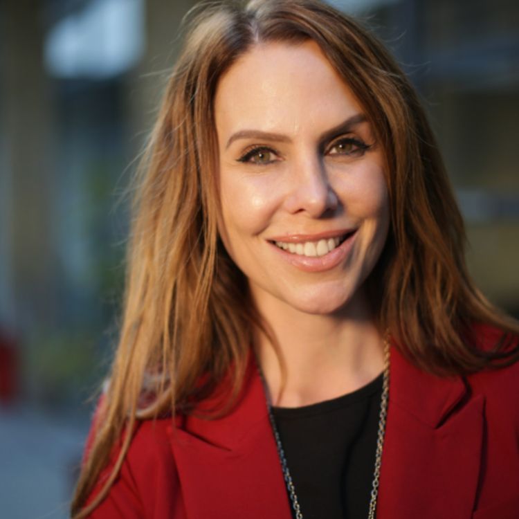 cover art for EP352- Emma Kenny: The Last Two Years Have Been Terrifying