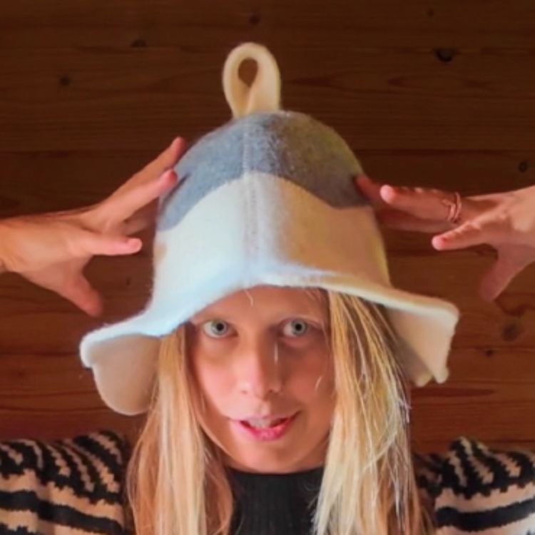 cover art for Nina Finnish SAUNA lady