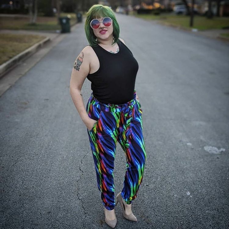 cover art for Pond's Peeps: Amber And Her Galaxy Gear