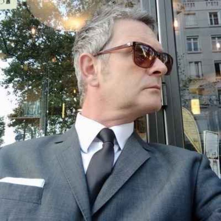 cover art for Divine Comedians Podcast - Episode #34 - Ian Moore