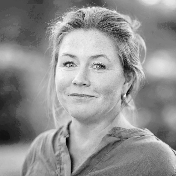 cover art for Om Halloween, Allehelgen & De dødes dag – med religionsviter Helene K.Næss