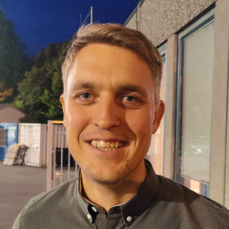 cover art for Hvordan er det mulig å ikke være stressa når du heter Gard Holme?