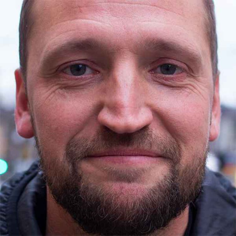 cover art for KFUM-trener Johannes Moesgaard. Og seriegull. Og kanskje opp- og nedrykk